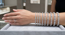 Charger l'image dans la galerie, Lab Grown Diamond Tennis Bracelet (10.75 ct. tw.)
