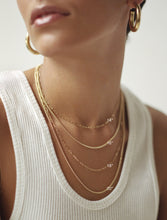 Charger l'image dans la galerie, 10K Yellow Gold Box Chain 2.0 MM

