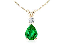 Load image into Gallery viewer, Emerald Pear shaped Pendant And  Diamond (0.15ctw.)
