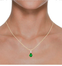 Load image into Gallery viewer, Emerald Pear shaped Pendant And  Diamond (0.15ctw.)
