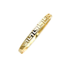 Load image into Gallery viewer, Women's Rings in Yellow 10K Gold
