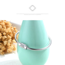 Load image into Gallery viewer, Fancy Stainless steel Bracelet
