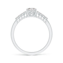 Charger l'image dans la galerie, Diamond Classic Solitaire Ring Round 14K White Gold
